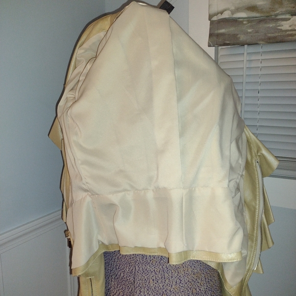 White House Black Market Ruffle leather jacket XS - Picture 4 of 7